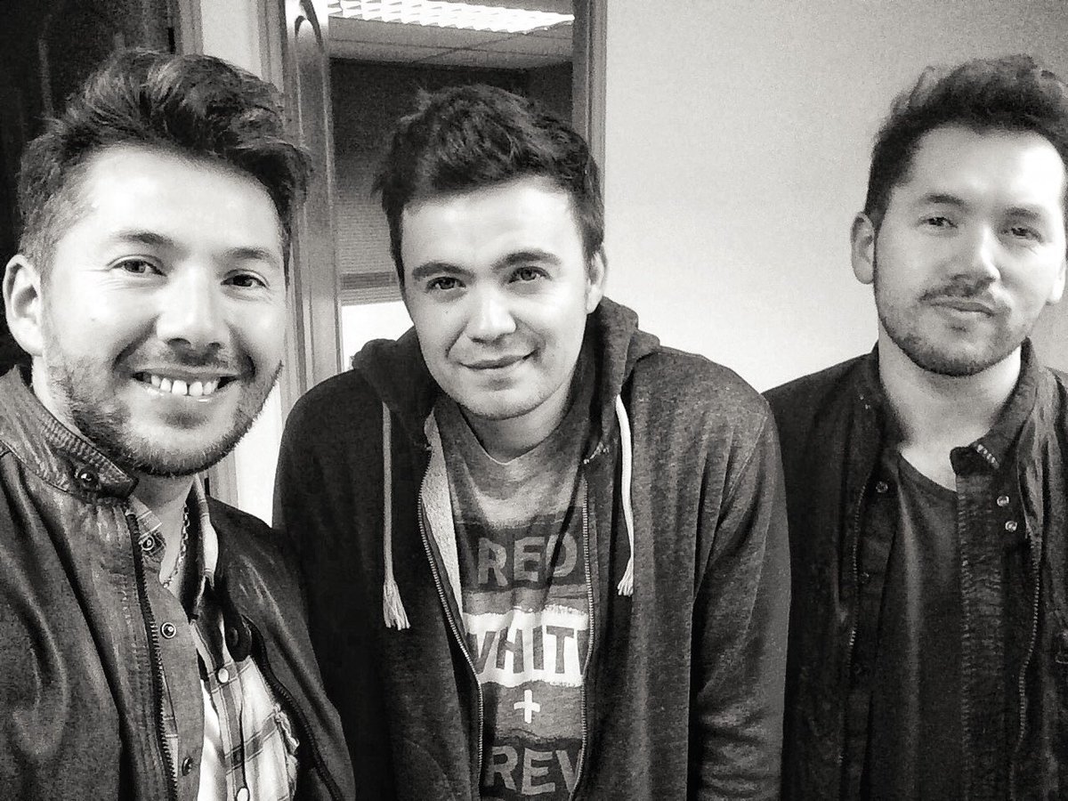 Sesión de composición junto al brother <a href="/guerreromario/">Mario Guerrero</a> , 
Las alianzas son las que dejan !!
Se viene una nueva canción