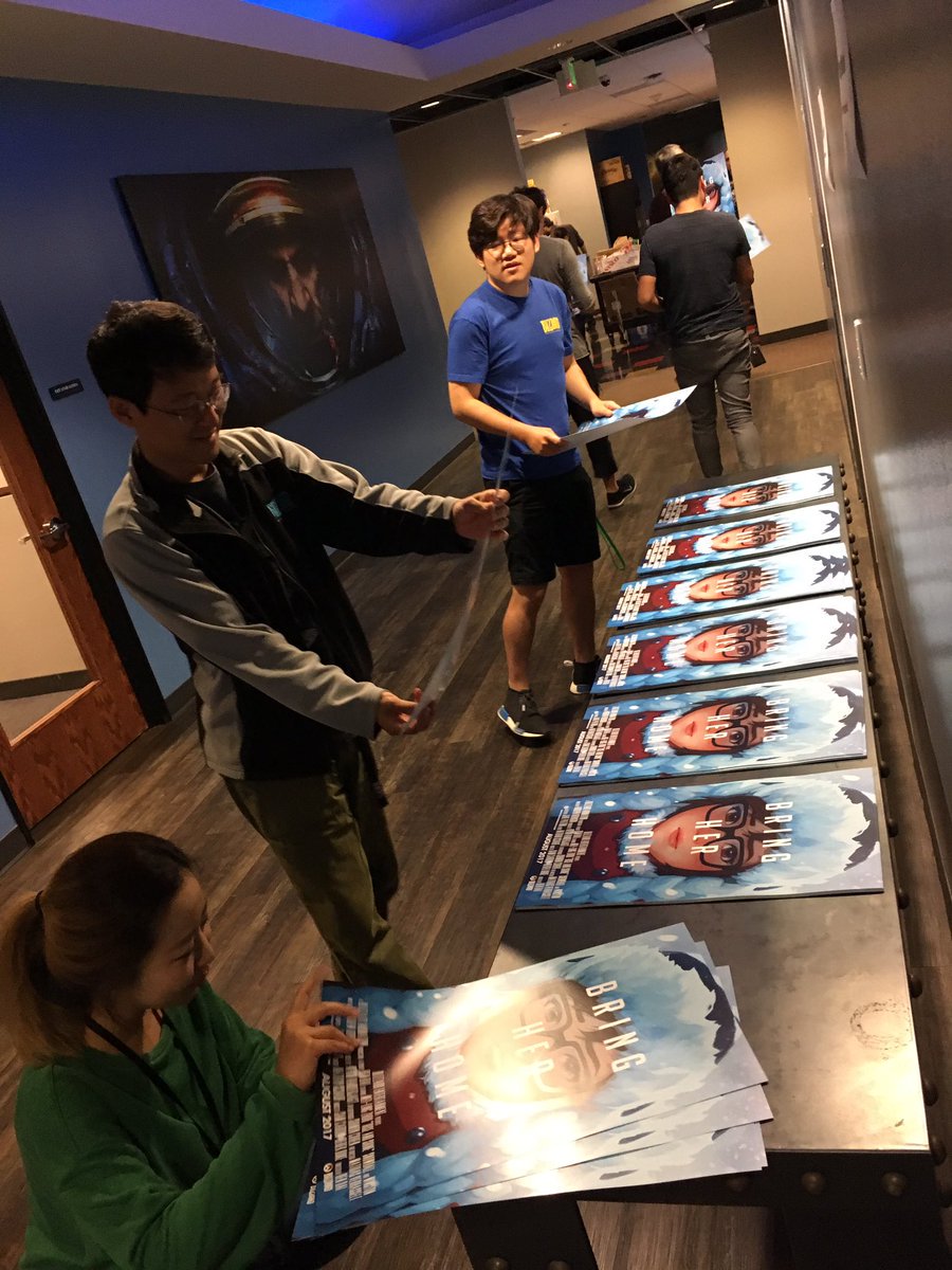 오버워치 메이 단편 애니메이션 '일어나요!'포스터가 공개되었습니다. '일어나요!' 포스터의 패러디는 '맷 데이먼' 조연으로 출연했던 영화 '마션'의...