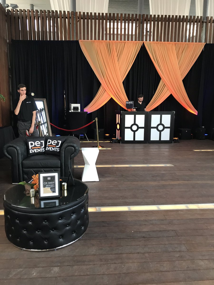 InnovATXEvents's tweet photo. @Pokejos and PEJ Events know how to throw a party! Elevator parties, hand-free bites and DELICIOUS food. #austinDMC #eventprofs https://t.co/SN7SJQ7H5k