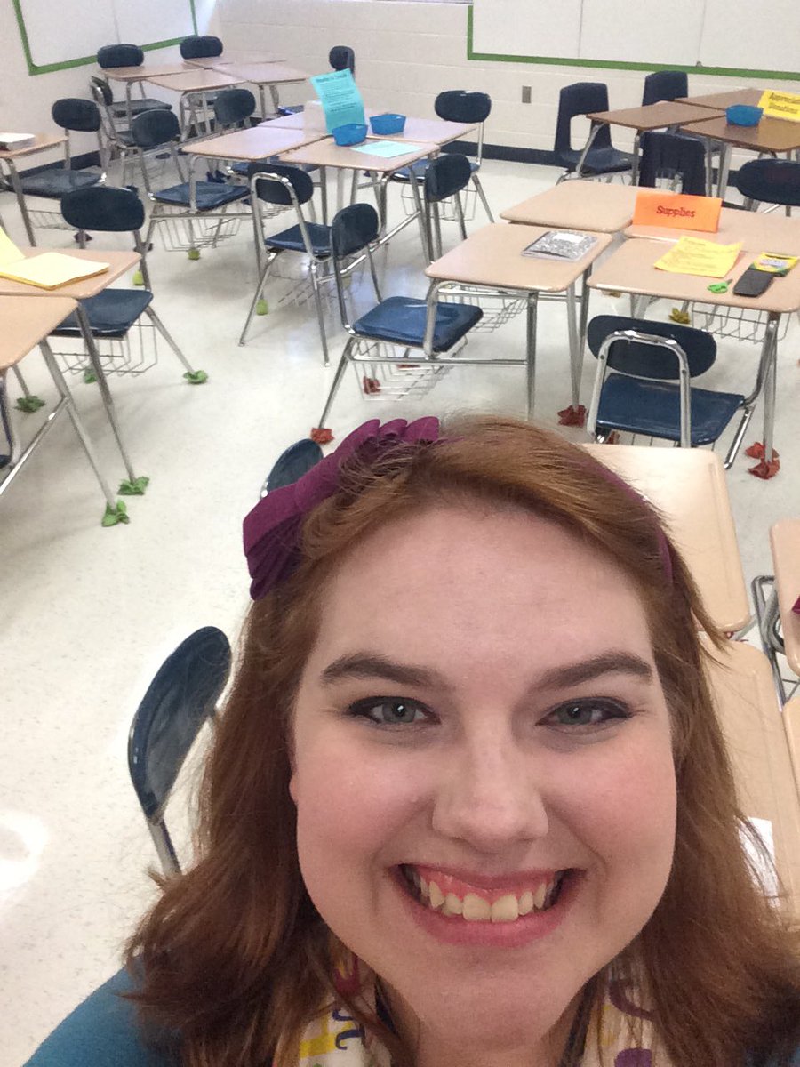 TypeAMathLand's tweet photo. Obligatory open house picture with my usual stations for students/parents #MTBoS #MTBoSFD https://t.co/epZuRPlPPW