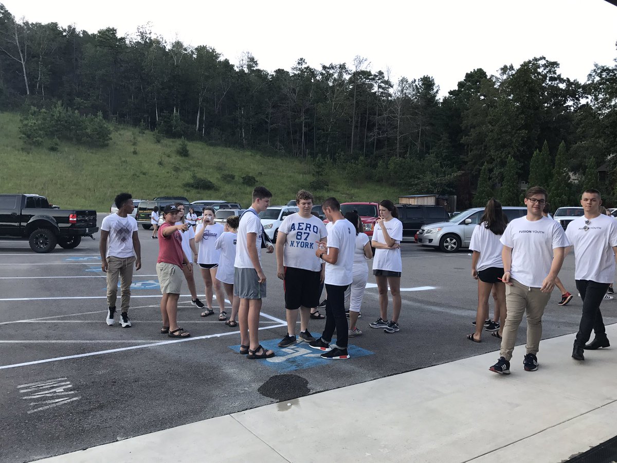 FCF_Student's tweet photo. @fcffusionyouth #fcffusionyouth #fcfstudents #colorwars2017 @BJSwoager @claytontmartin https://t.co/jGuFHk1vzy