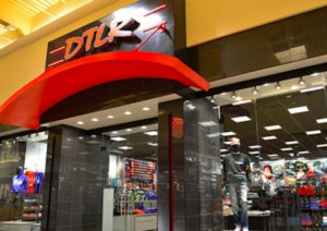 sneaker villa outlet