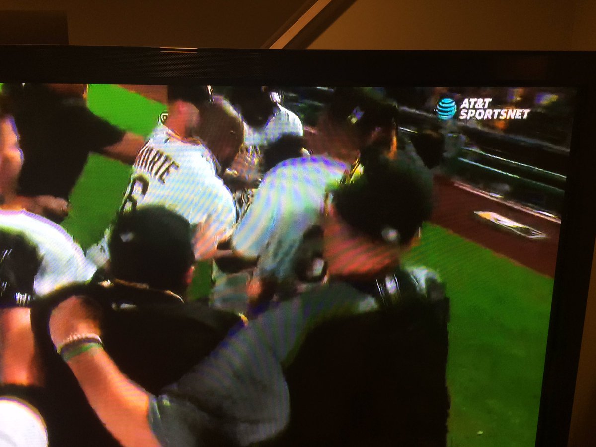 JTyorkpa's tweet photo. It just takes one hit fellas!#letsgobucs #pirates #jayhay https://t.co/gIjstWOZCf
