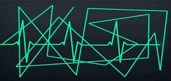 - Hola ma
+ Hola, tenemos que hablar
-