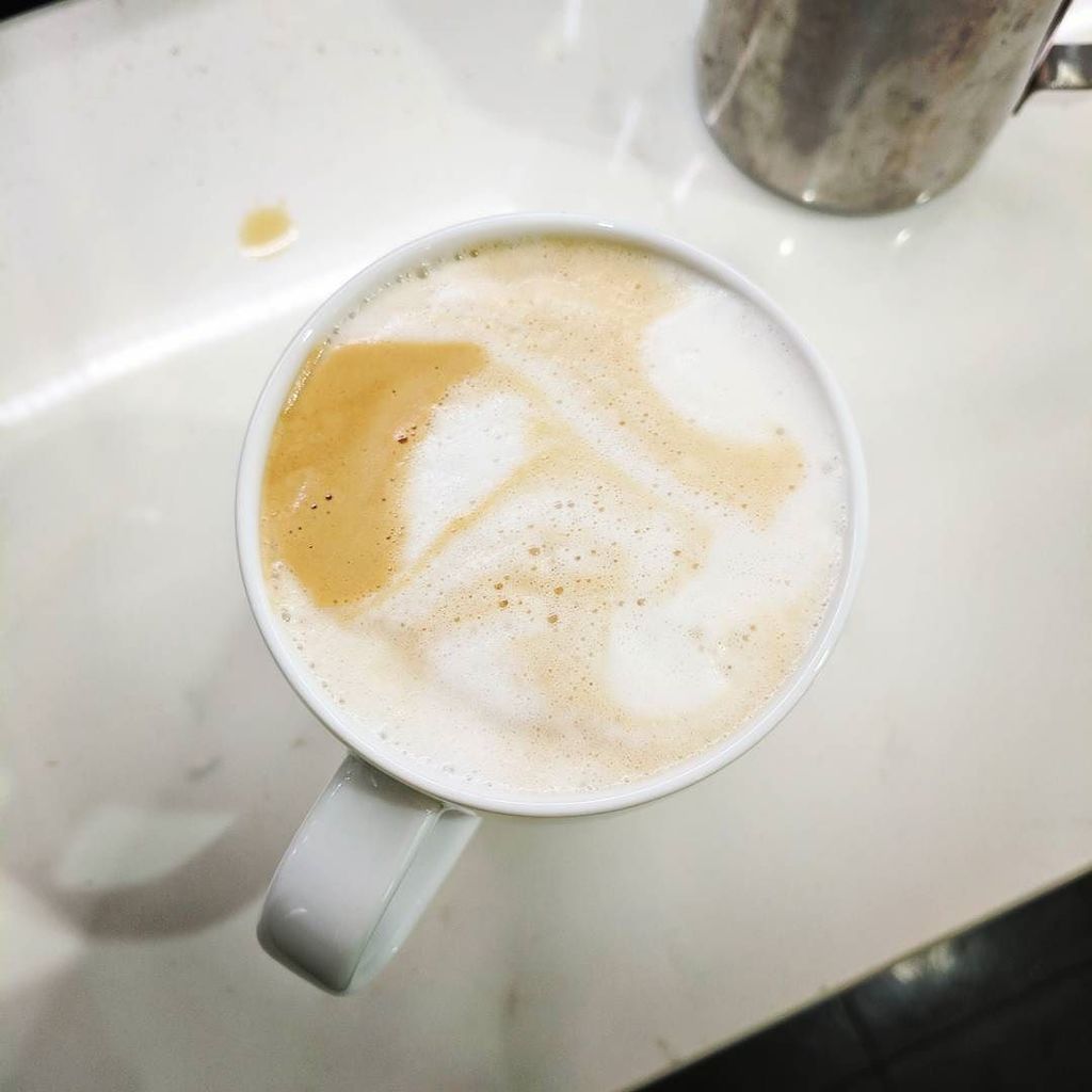 warfuric's tweet photo. This is something. Please enjoy it. #shittycoffeeart with #theneil #coffeeart #coffee https://t.co/I19uzyW3Z6 https://t.co/Goq3tabFcy