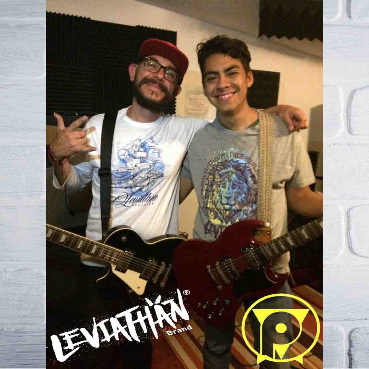 ParavoltBand's tweet photo. #Paravolicos #Paralovers
#Tacxon y #John consentidos por Leviathan Design Wear , encuentren éstas y más playeras en https://t.co/wcUB3HOyJD https://t.co/HajbktT9p2
