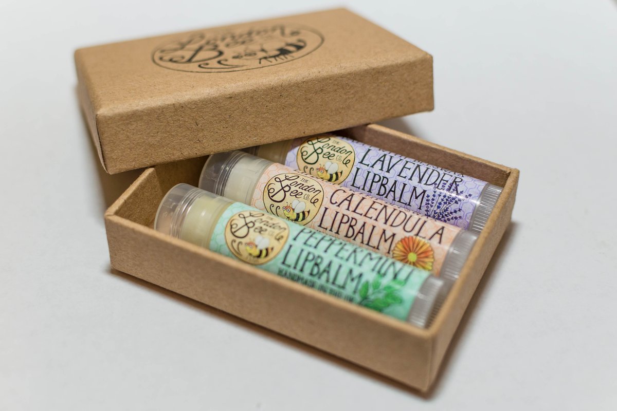 Thelondonbee's tweet photo. COMPETITION TIME!! Tell us a BEE FACT and you could win a Lip Balm Gift set with your choice of 3 lip balm flavours 🐝🐝 #lipbalm #london #bee https://t.co/isIg5jUlJZ