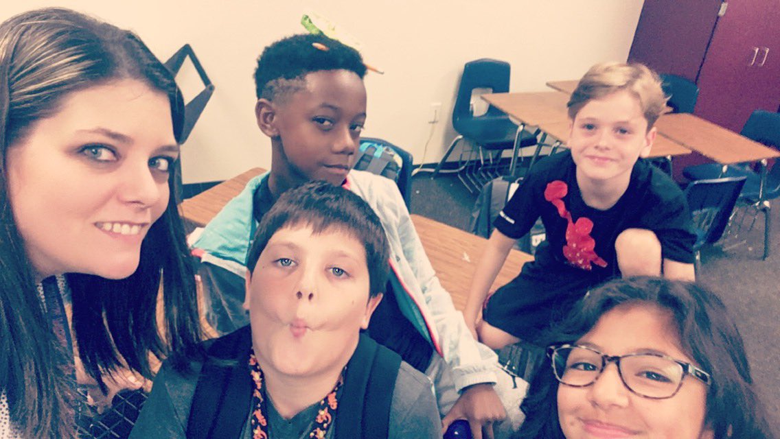 SchulerIsCooler's tweet photo. In a good mood at the end of math class! #welovemath #cryarisgreat #passclass #ilovemyjob  @CryarCats https://t.co/h9MRJM19SQ