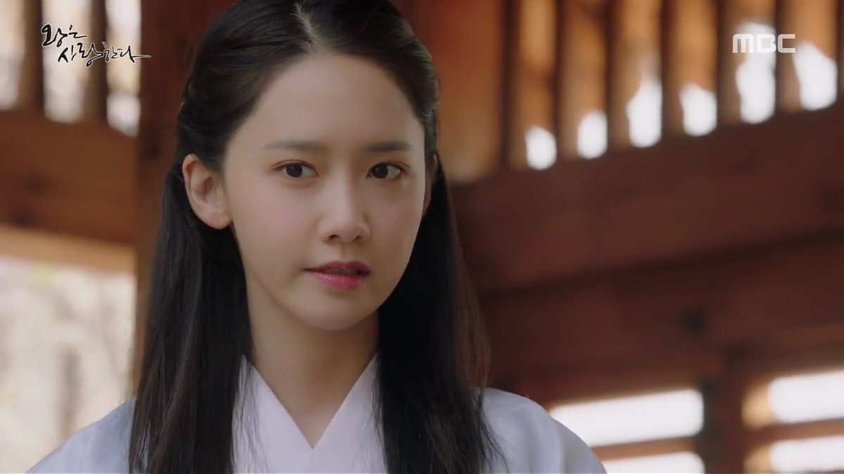 rosecabigas23's tweet photo. Find someone who will look at you as if you were made of magic...
#TheKingLoves 
#TheKingInLove https://t.co/zFs5a8qQdG