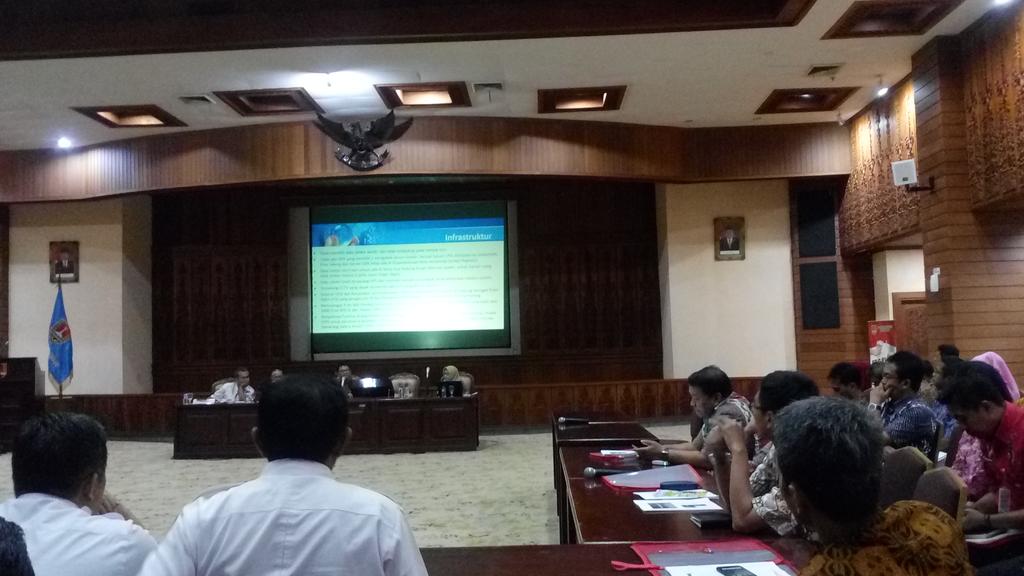 Sedang berlangsung Diseminasi Smart City untuk Penguatan Inovasi Daerah Kota Semarang.