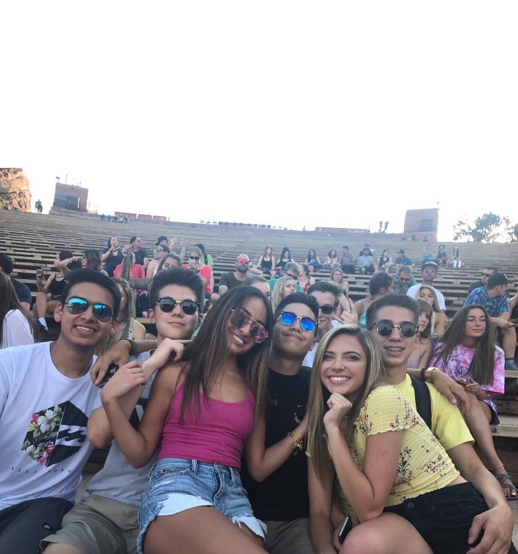 andrew2martinez's tweet photo. Happy late birthday @miabeltran99 Have a craaaaazy night😛😛🎉 https://t.co/51KbD8ExaC