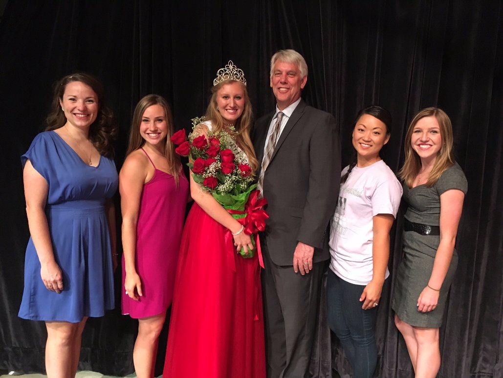 CFANS's tweet photo. Emily Annexstad wins Princess Kay of the Milky Way!  CFANS is proud of this CFANS student from Nicollet County.  #cfansproud #princesskay https://t.co/sdHt9VFW8Z