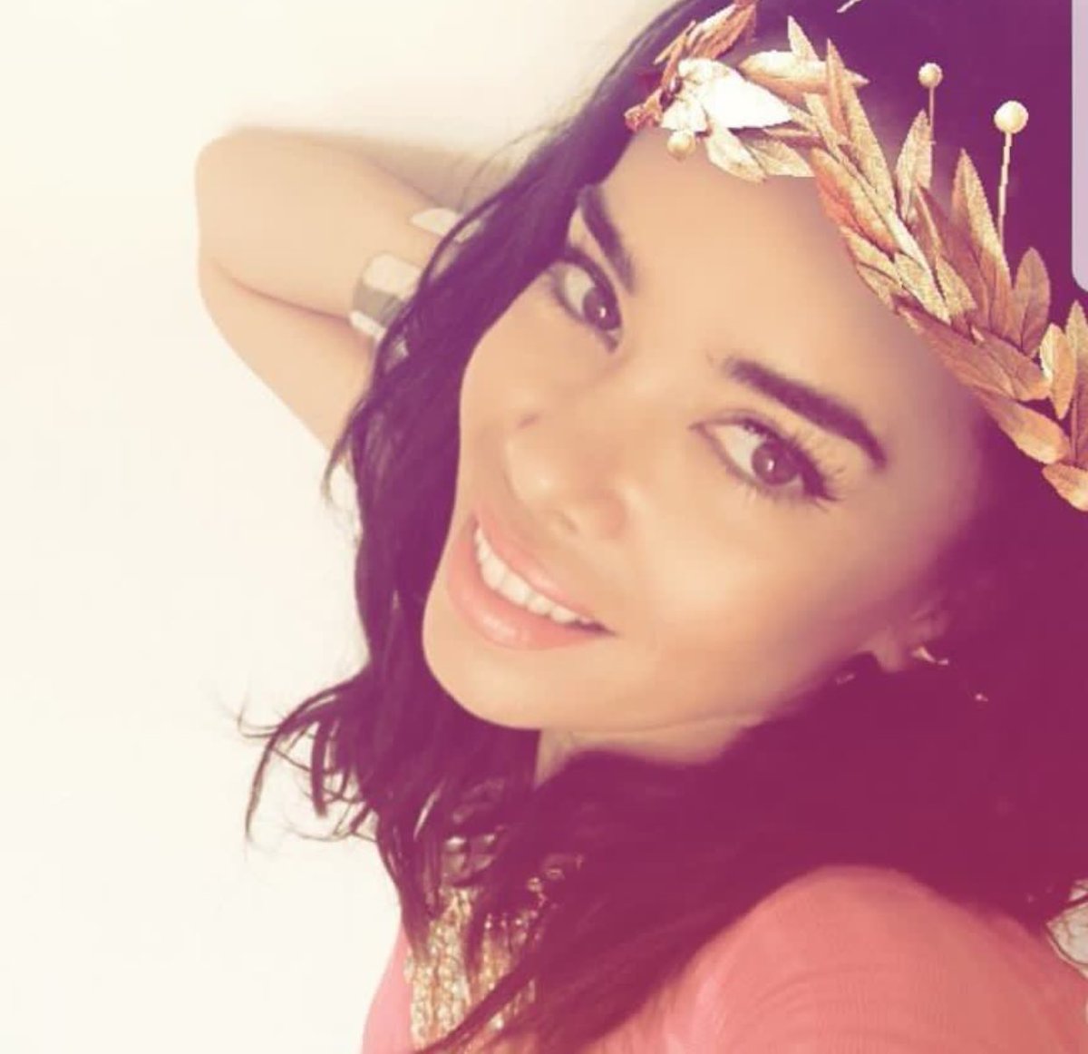 BianIonny's tweet photo. #N1CanalFiesta32 te echo de menos de @EsBeatrizLuengo 😍 https://t.co/tiSd2k9lxz