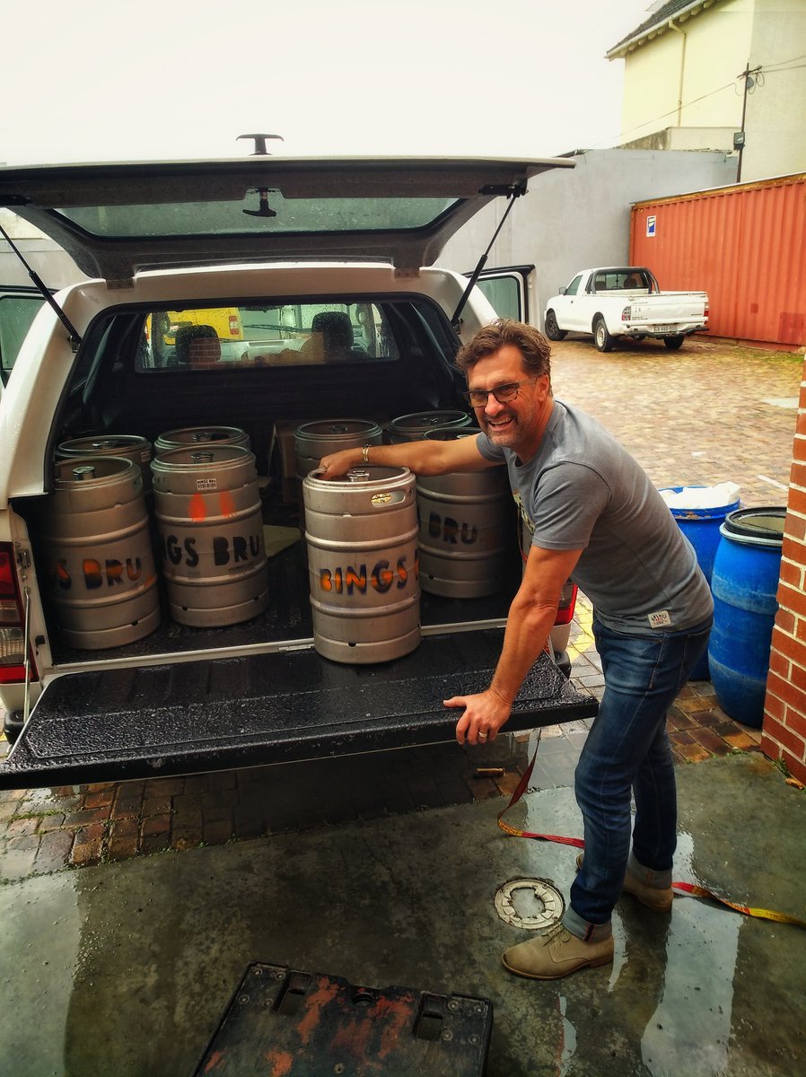 deon_bing's tweet photo. Loading the bakkie. @Bingsbru kegs delivery run. Long day - okes are thirsty- Thanks for the ride @WilliamsHuntCPT #Isuzu @garyvandyk789 https://t.co/f83XMvpkKL