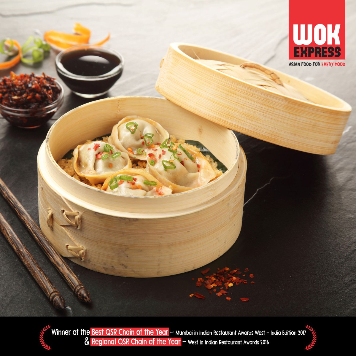 ChineseWokIn's tweet photo. Here’s presenting to you the 3rd item from our #NewMenu
Tanuki Veg Dumplings – A definite delight!
Bring out the chopsticks!
#NewIsIn https://t.co/WrY0Q0BfFD