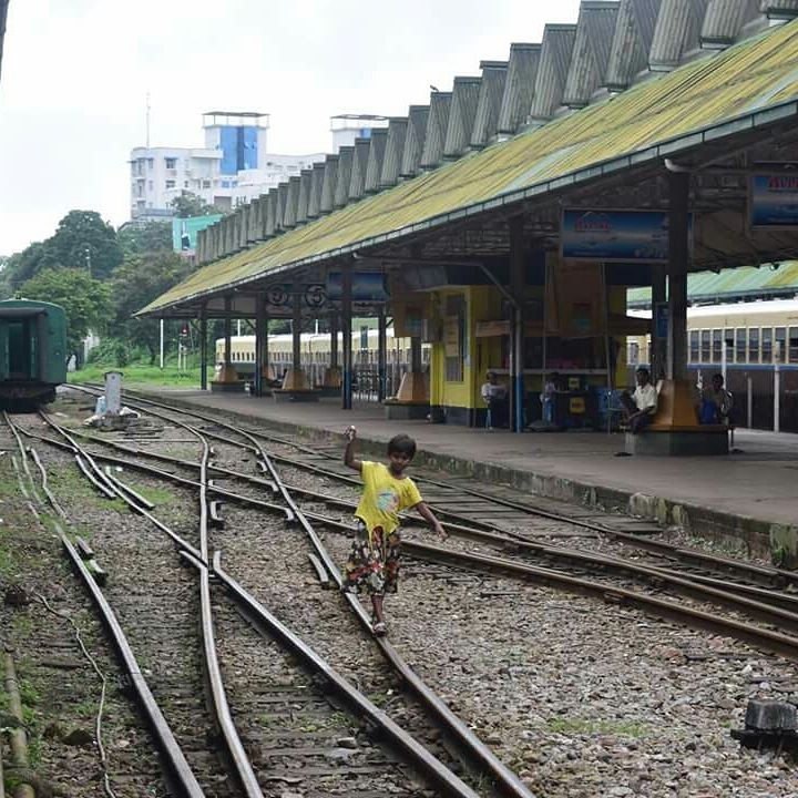 MyanmarTE's tweet photo. Colonial architecture of Yangon Railway Station!
#ColonialBuilding #Yangon #YangonRailwayStation
Photo Credit to Neon https://t.co/2ObEVaMw5X