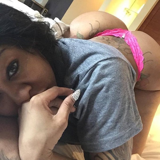 sexy and resting while laying on her chest https://t.co/NDzeVKLTEq