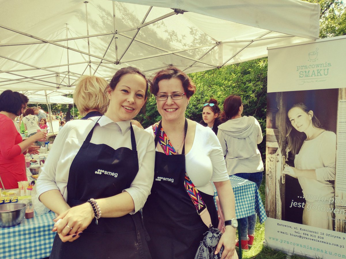 Aggie__'s tweet photo. To give you an example, my first cooking workshops this year with #jola #klesser - her book on icecream & smoothies being published. Was fun https://t.co/QdTwI7ZfIZ