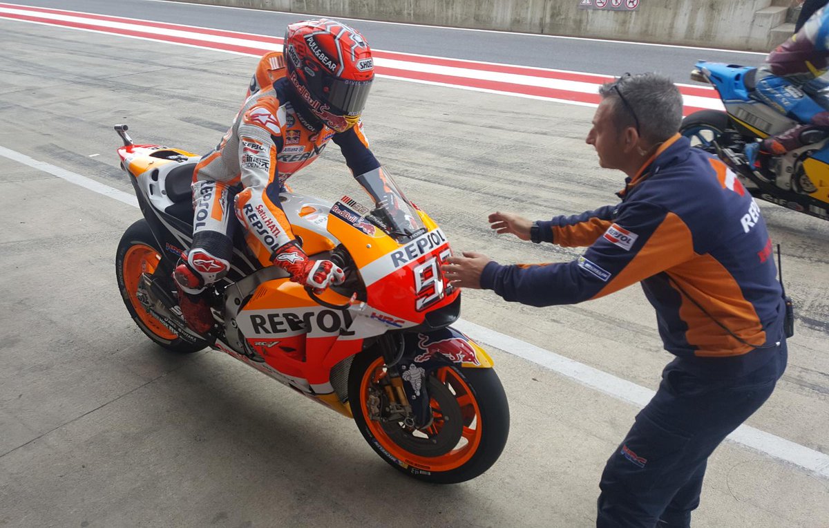 DHA9hLpWAAAuCyI?format=jpg&name=large