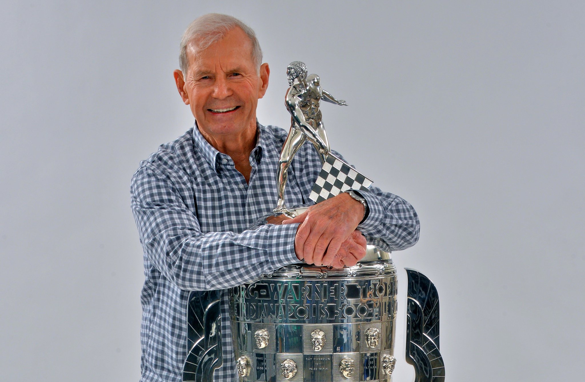 Happy Birthday to the great Rufus Parnelli Jones (8-12-1933) 
Parnelli has won races in nearly every type of car. 
 