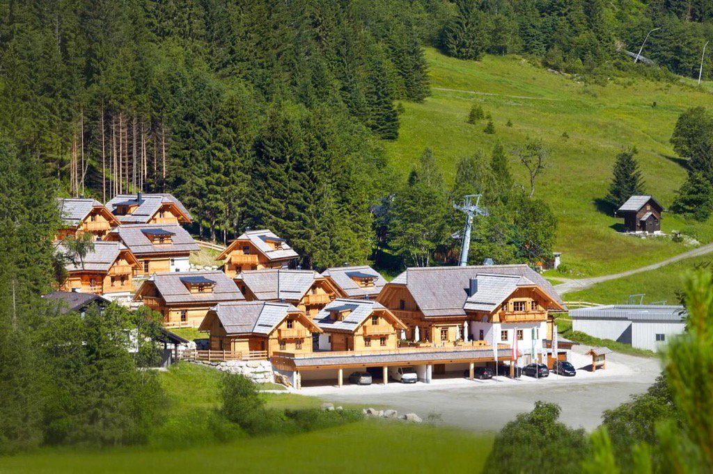 wineoftheday1's tweet photo. Das romantische Bergdorf Riesner hat seine Reize auch im Sommer #riesneralm #steiermark #austria https://t.co/y0iXVV37KX