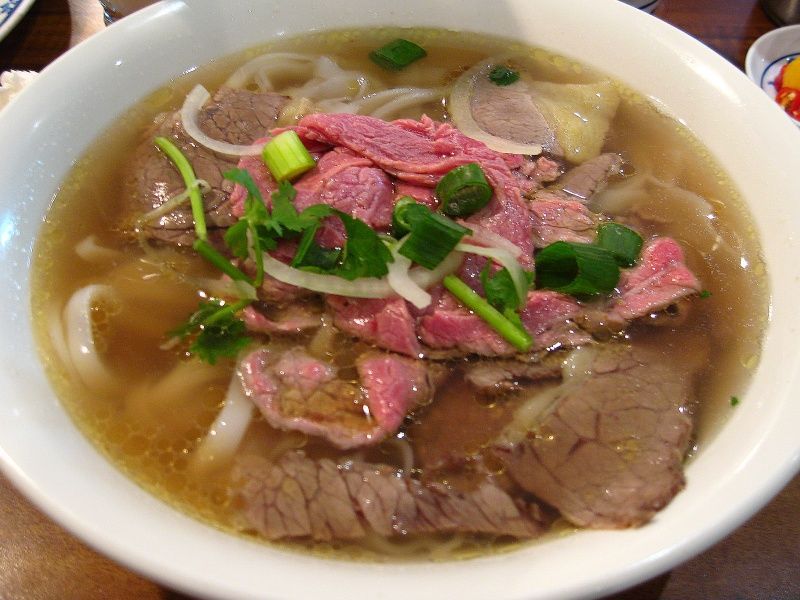 BiteMeOnTheGo's tweet photo. That's for the midnight snack! :)
#Fridaynight #out #latenightfood #midnightsnack #Pho #beef #soup #Vietnamese #food #foodie https://t.co/xq9RS8jAn5
