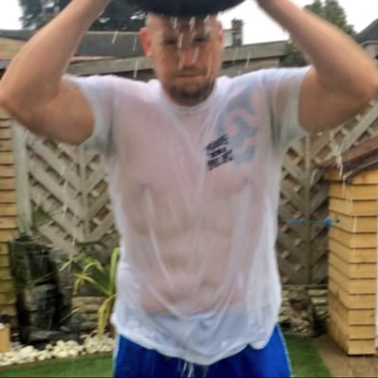 mark99brownlow's tweet photo. #NewProfilePic https://t.co/wHdAnXXI6J