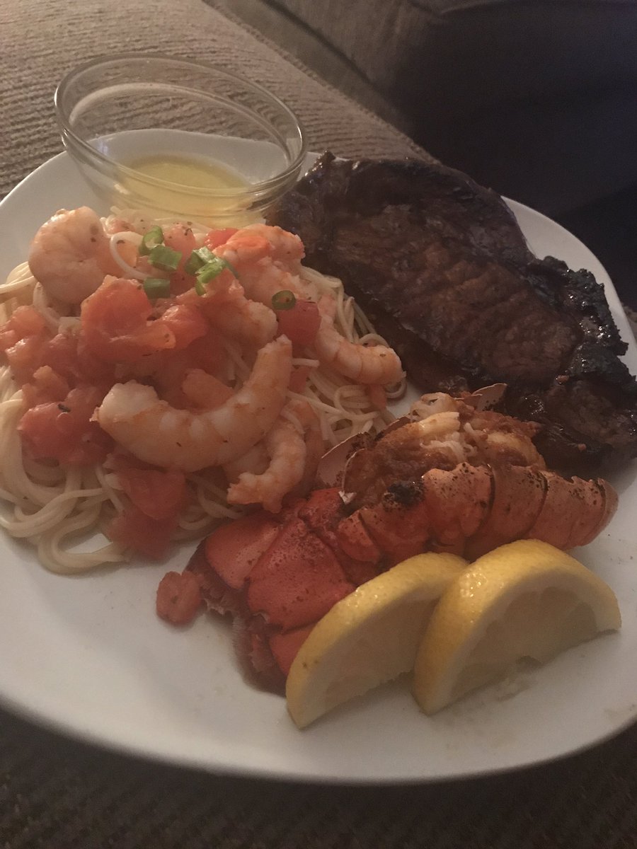 plainbeauiful's tweet image. My dinner tonite😍 enuff to put you to sleep but I'm up😩