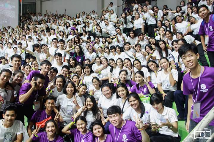 qqthw_'s tweet photo. เราเหนื่อยพี่เหนื่อยกว่า
เราน้อนพี่ร้อนกว่า
เรานอนน้อยพี่ไม่ได้นอน
เราไม่ไหวพี่ดูแล
แต่พี่ไม่ไหวก็ยังอยู่ข้างๆน้อง 
รักอ่ะ
#Beginningcamp16 https://t.co/MPOkwDj68m