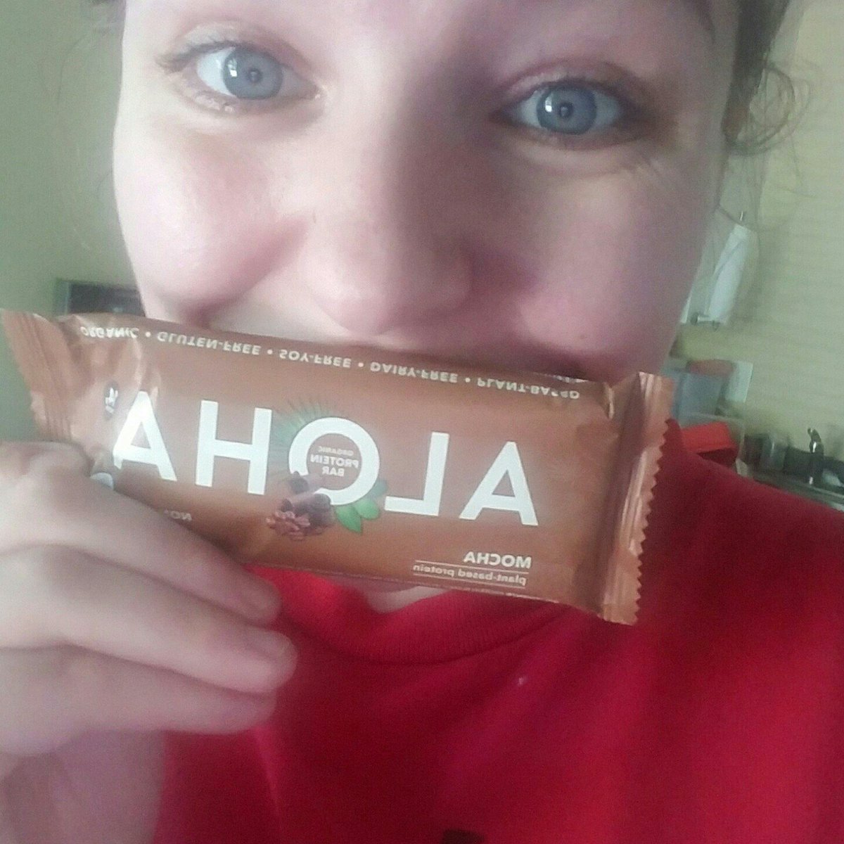 prettykittycudi's tweet photo. Loved it! It filled me up and I didn't feel guilty for eating for breakfast @ALOHA @Influenster #complimentary #SayHelloToHappiness #contest https://t.co/CZuu3a7oFT