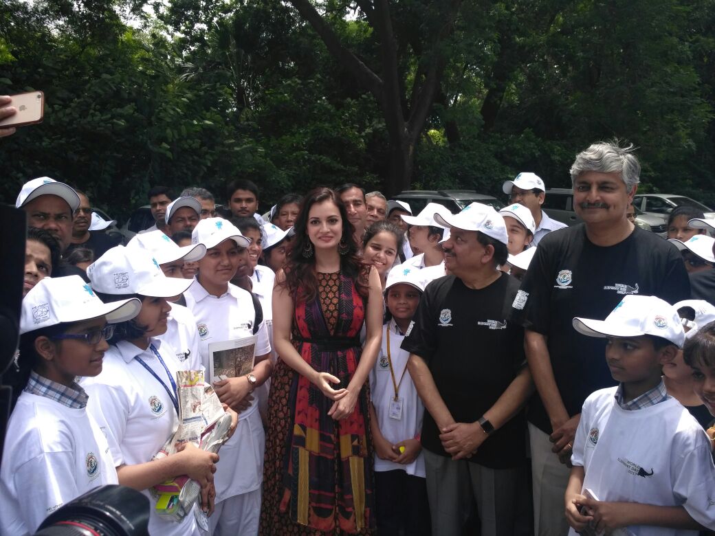 #WalkWithChildren led by @drharshvardhan, motivating our younger generation to #ConserveWildlife in the days to come. #WorldElephantsDay