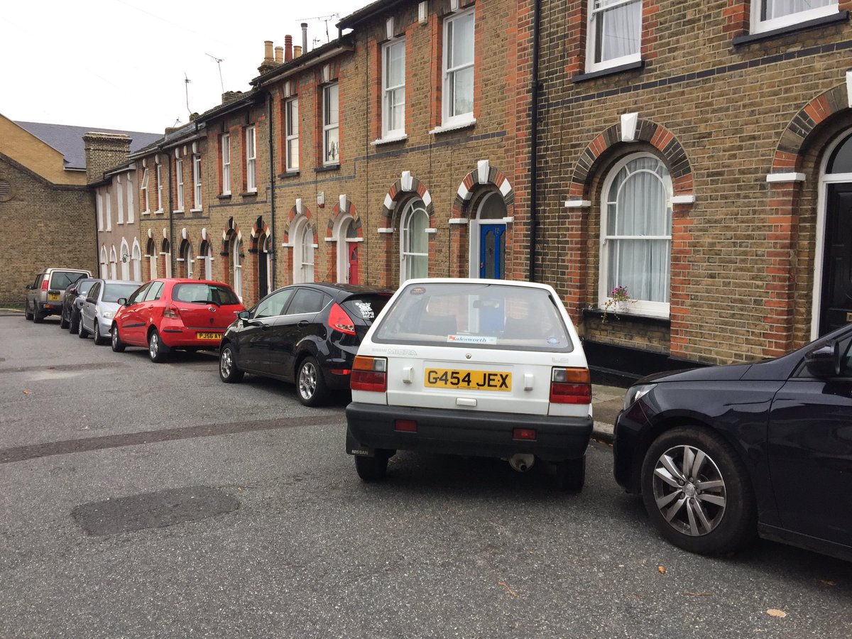 GGSparkes's tweet photo. Noticed some #creativeparking when leaving for work this morning โ
๐๐๐โญ๏ธ https://t.co/NCTICwFoHZ