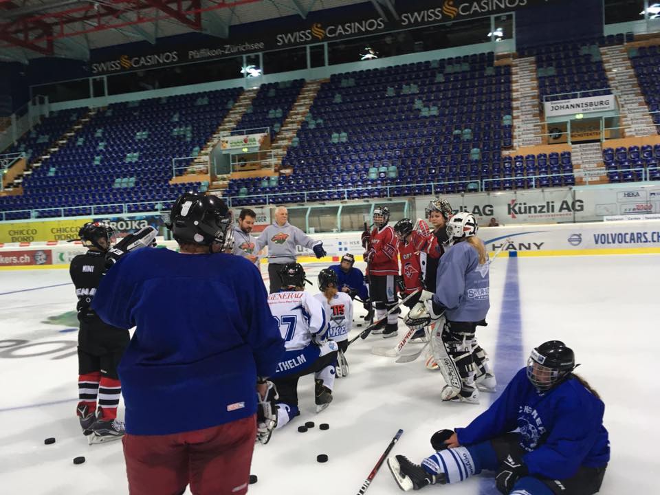 SwissHockeyGirl's tweet photo. #BasiLadies #LadyLakersRapperswil #BrandisLadies #ECWil Back on Ice! https://t.co/SV3dWs5GoU