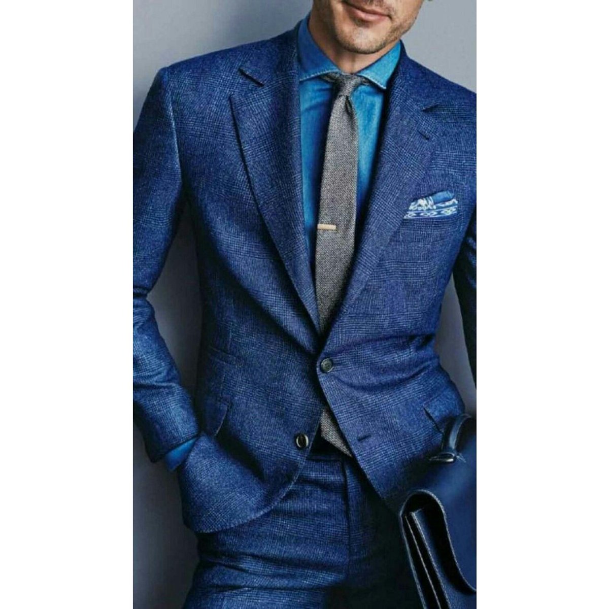 CMenWithStyle's tweet image. Follow @clothesmenwithstyle ✔for unique men's fashion inspiration . 
#style #menwithstyle
#gentleman #clothes 
#clothesmenwithstyle on INSTA