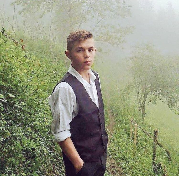 drhamzaydogdu's tweet photo. Eren'i şehit ettiler;Eren'e kıydılar;Karadeniz ağlıyor,vatansız bu şerefsizleri tükürükle boğacak.
İnna lillahi ve inne ileyhi raciun... https://t.co/GKpmXOjofP