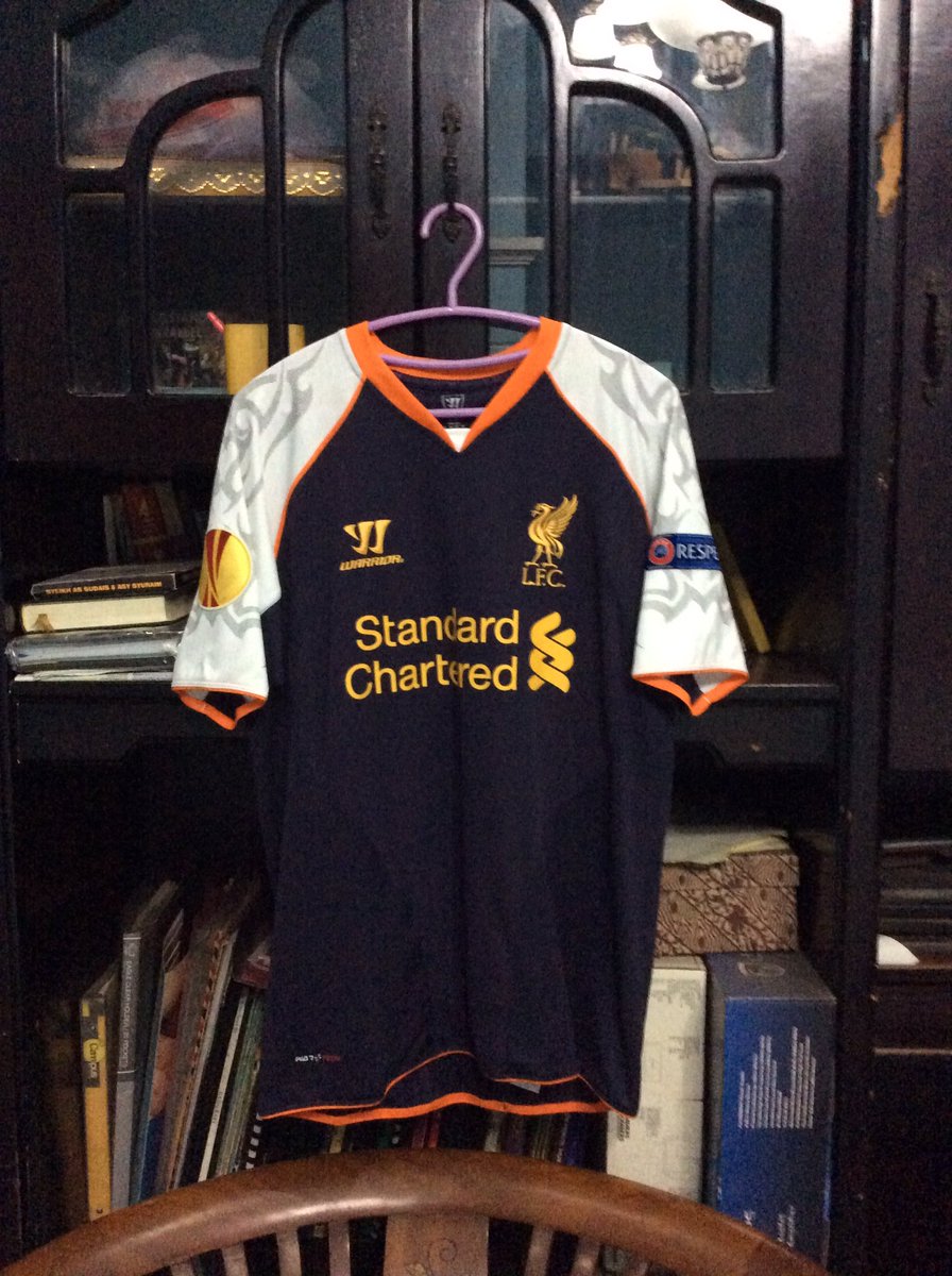 <a href="/redsarmy_LFC/">redsarmy_LFC</a> #LFCJubel #jersey4sale #RA18
FS
NNs &amp; patch Ori
Sponsor blkg remake 
Excellent
Size S
Price 450k
WA/SMS ke 081281850556
