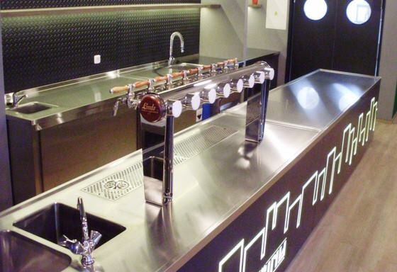 lindriberica's tweet photo. Quiere dispensar cerveza con una instalación personalizada? Estamos a su disposición. https://t.co/8GGMIEDWRz