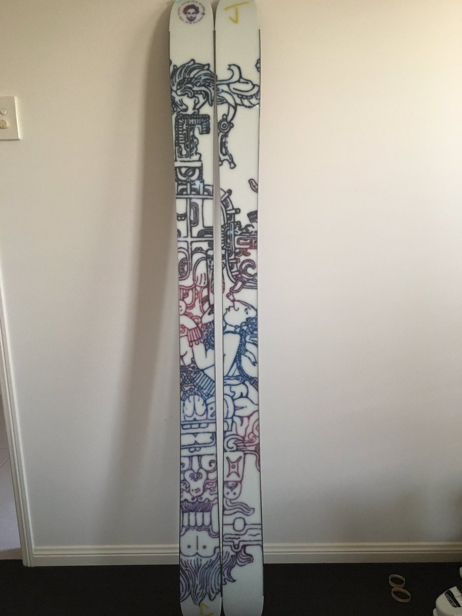 Burtie07's tweet photo. Can't wait to get the bindings fitted to these baby's. #jski https://t.co/owT59xHFEi