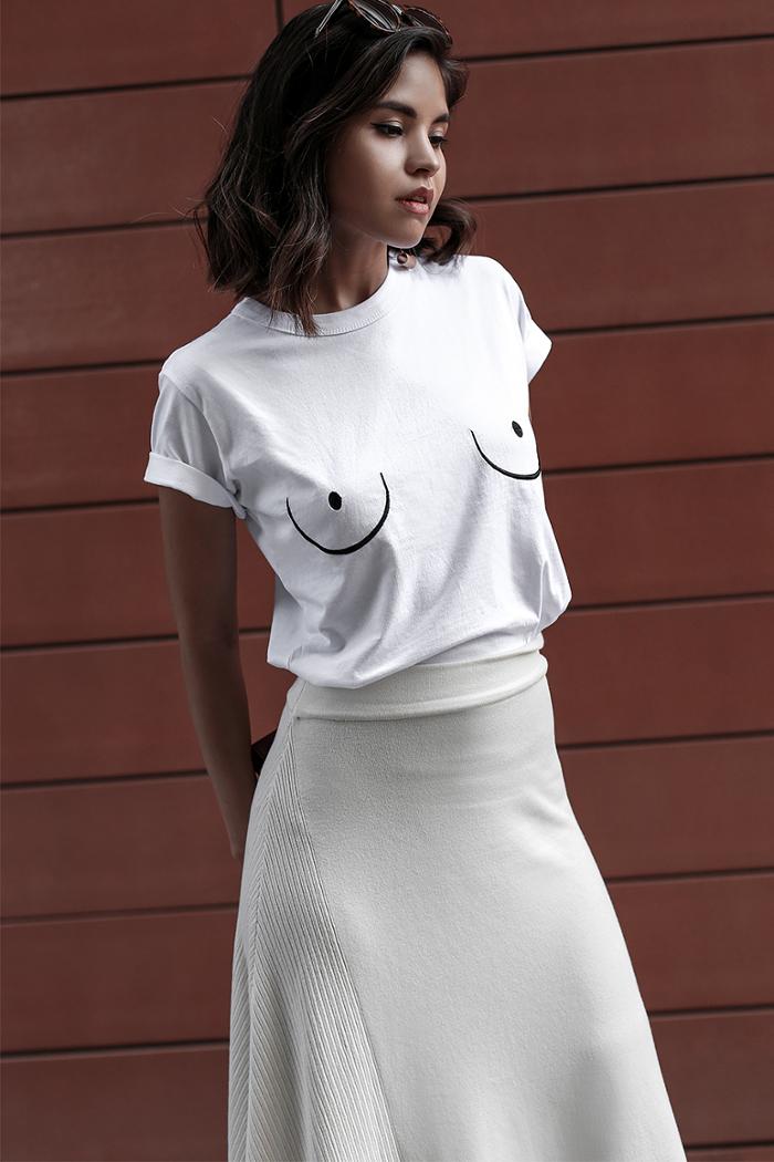 sassique's tweet photo. Nipples 🙈 #allwhite 
 https://t.co/XWK5Vvq51F https://t.co/iasUQKgOO0
