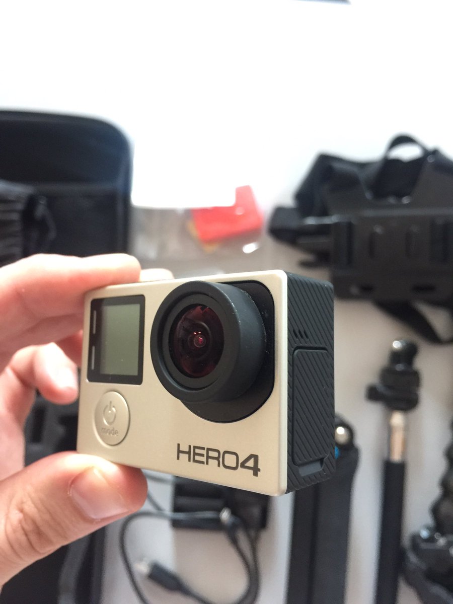 amirokov's tweet photo. Ребя продаю свою go pro 4 silver с кучей всяких креплений, держалок и т.п. - https://t.co/FZ9o9dYK88… https://t.co/uInN8Y9ulE