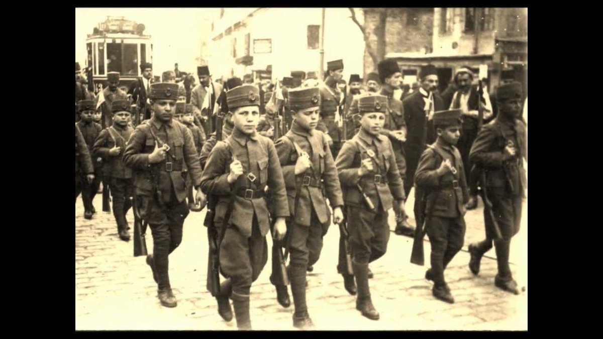 5e58bc8fac08477's tweet photo. Kahramanlar can verir yurdu yaşatmak için!  #ErenİyikiVarsın https://t.co/nmZX2vhO6u
