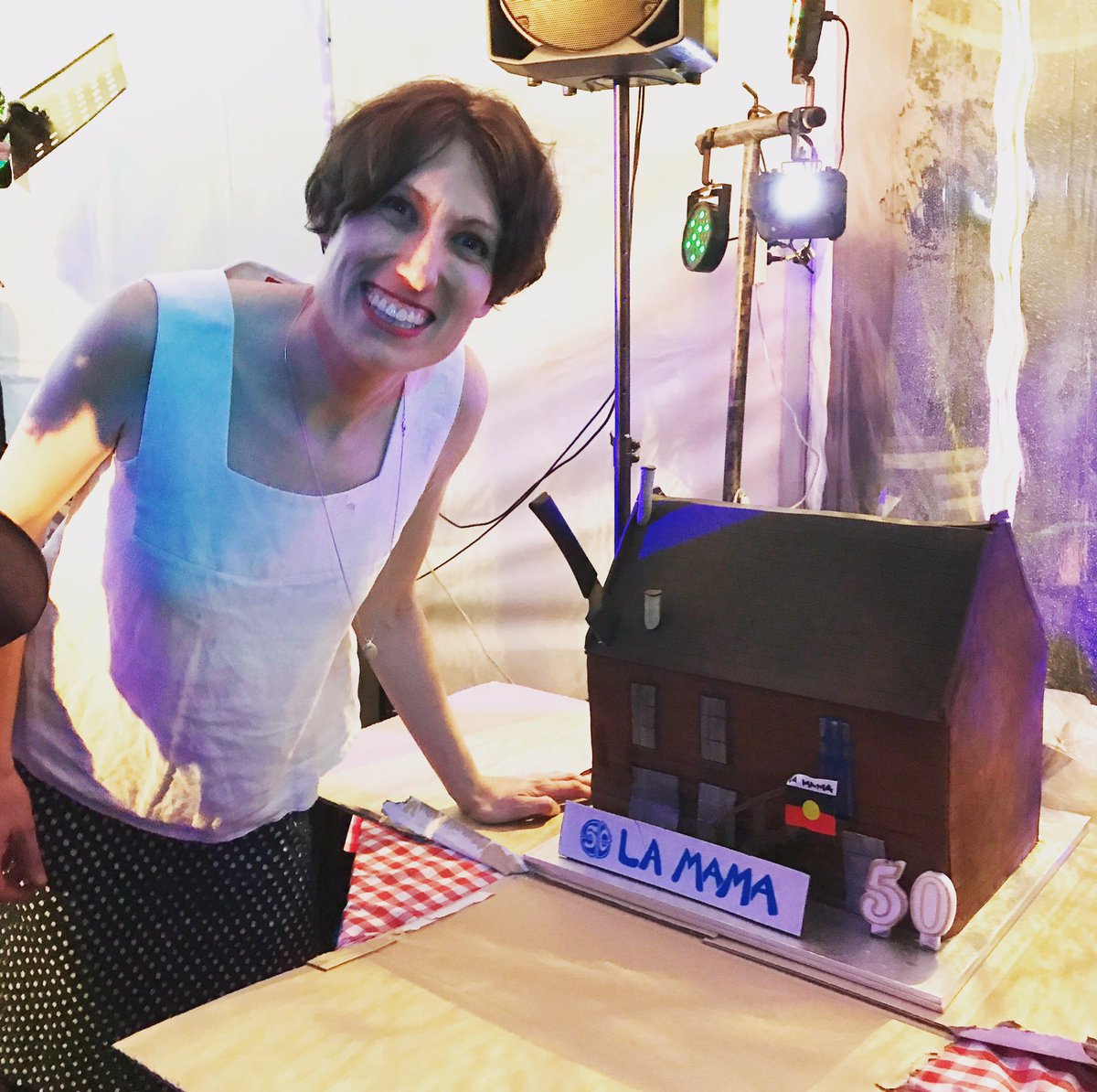 LaMamaTheatre's tweet photo. Caitlin, our Company Manager and La Mama successor with our amazing La Mama birthday cake!!! Happy 50th Birthday La Mama!!!! #lamama50 https://t.co/9HoLBgNlQD