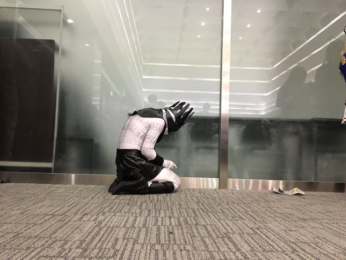 KAITORA0779's tweet photo. コミケお疲れ様でした
今日はハグレスタンドのホワイトスネイクでプッチ神父を探しておりました
結果、プッチ神父見つかりませんでした
 #C92
 #C92コスプレ https://t.co/nVThVwwp9N