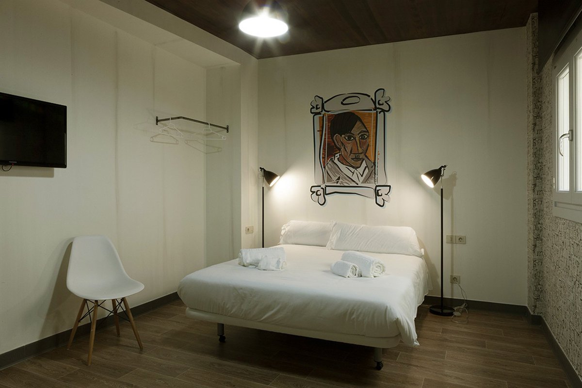 Etiqueta a la persona con la que compartirías esta cama <3