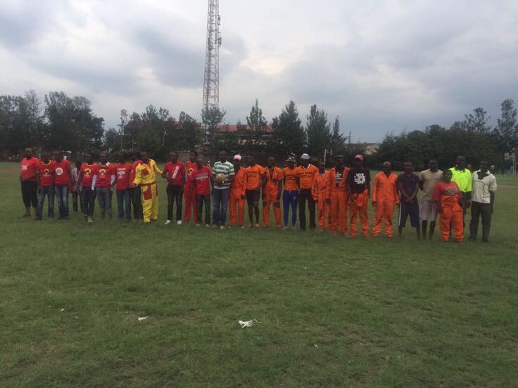 OliverMathenge's tweet photo. Meanwhile, in Nakuru, Nasa Vs Jubilee supporters football match https://t.co/0O1zK69HEC