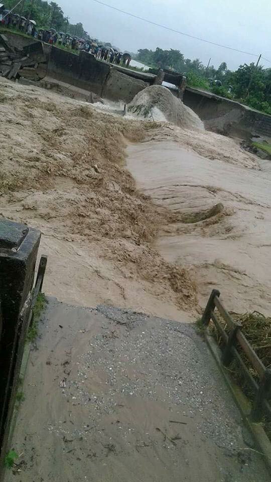 kandelnirmal's tweet photo. Dear All: please tweet and retweet #OpenDam to @Hello_Sarkar @JSPrabhakar @PM_Nepal @cmprachanda situation in #east #nepal is getting worse https://t.co/SKzpIw8Gpd