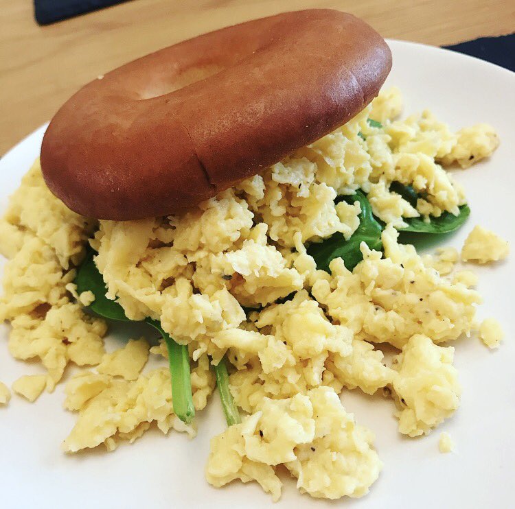 Normx3's tweet photo. Curried sweet potato soup for lunch and a bagel with scrambled eggs for breakfast this morning #FOF #onit @Charlottegshore https://t.co/swClJTNgEf