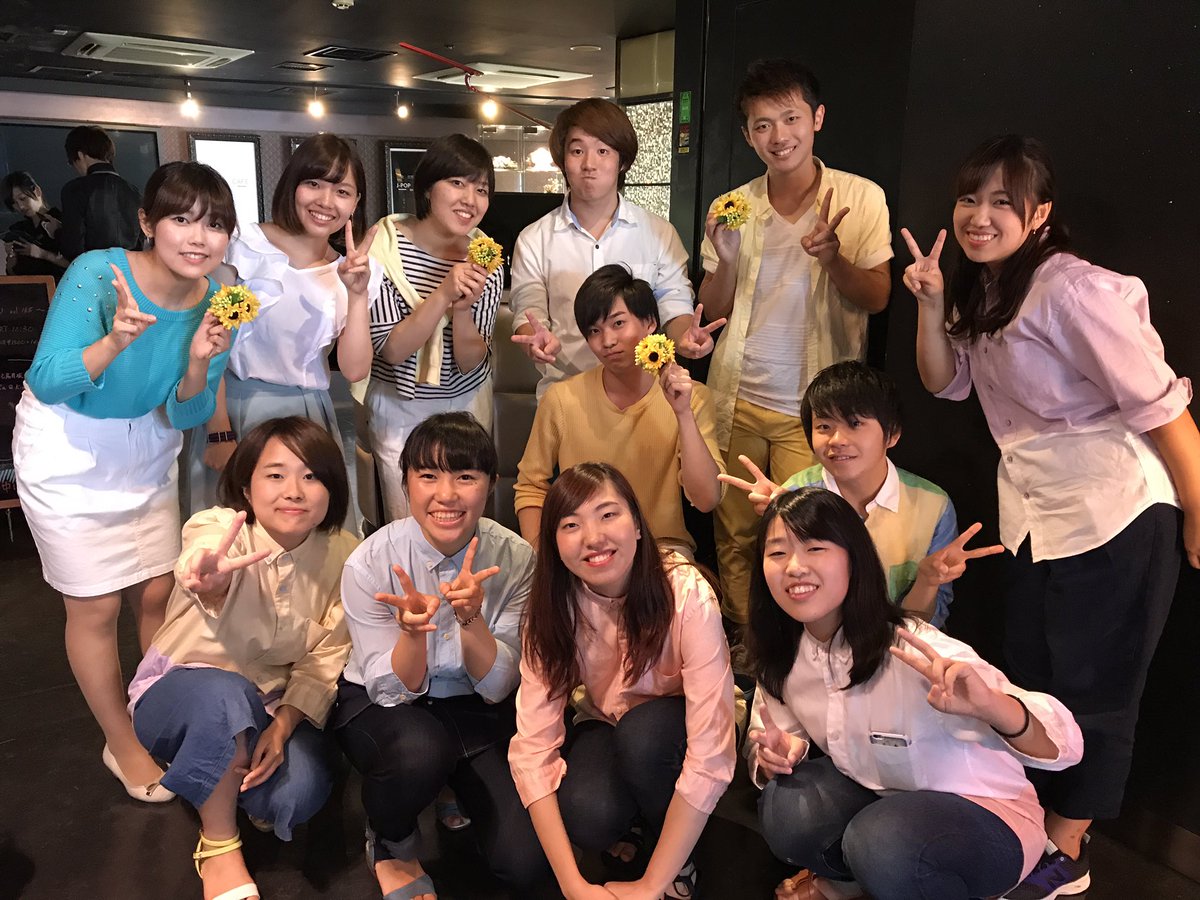 FloWorld_hma9's tweet photo. 対バンのKa&amp;Kinさん、紀尾井坂46さん、four-o'clockさん、ぺぷろさん
ありがとうございました😊✨
#あかぺらつながり https://t.co/tRHHhQuag2