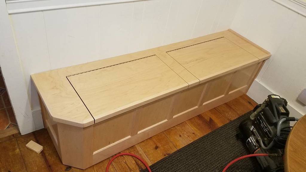 TheWoodDoctorga's tweet photo. #BuiltIn #DiningBench in #NaturalMaple we installed yesterday. https://t.co/cLdg5WwMRq https://t.co/uUScogtfGy