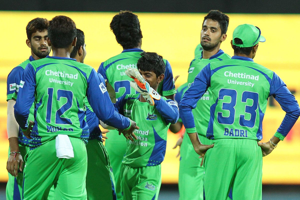 TeamTiruppur's tweet photo. Karaikudi Kaalai storm into the playoffs.
Full match report: https://t.co/Ao7FEMLJ8n

#TNPL2017 #KaraikudiKaalai #modhipaakalama #KKvRTW https://t.co/7qMTiBgPZo